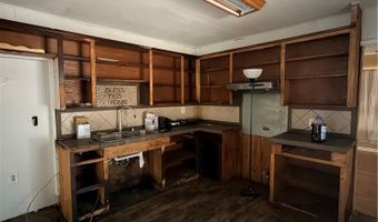 911 S Almond St, Alice, TX 78332