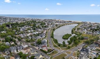 707 N Lake Dr, Belmar, NJ 07719