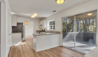 4935 Tanners Spring Dr, Alpharetta, GA 30022