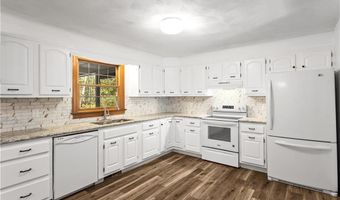 886 Weaver Hill Rd, Coventry, RI 02816