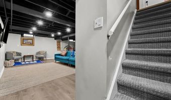 6716 Rosedale Blvd, Allen Park, MI 48101