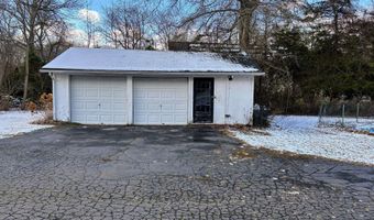 29 Brush Hill Rd, Clinton, CT 06413