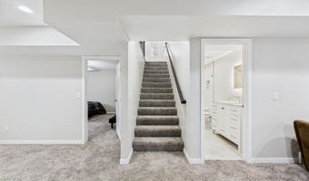 204 W Mountain Ash St, Brandon, SD 57005