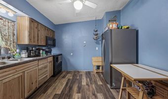 3135 115th St, Riverside, IA 52327