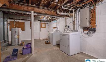 302 College Dr, Allentown, PA 18104