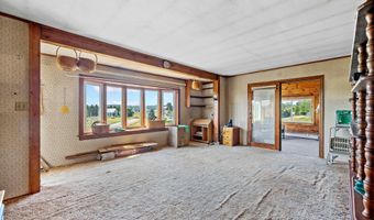 233 Curtis Rd, Arundel, ME 04046