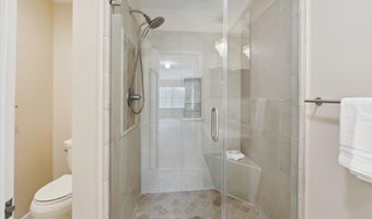 4274 Hillside Dr, Ann Arbor, MI 48105