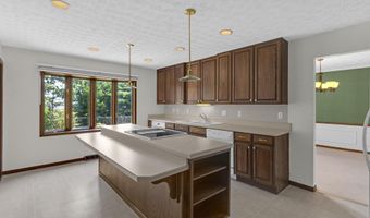 5650 Ramblewood Ct, Columbus, OH 43235