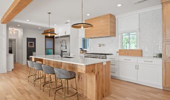 140 Meadowview Rd, Athens, GA 30606