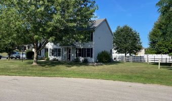 2329 Woodridge Dr, Adrian, MI 49221