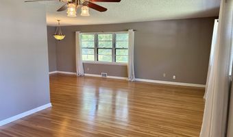 1610 N Park Ln, Augusta, KS 67010