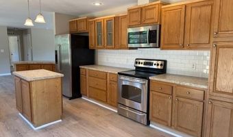 689 Cub Creek Rd, Appomattox, VA 24522