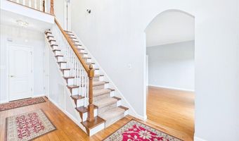 2832 Kensington St, Athens, TN 37303