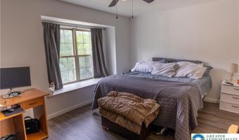 257 Ridgeview Dr, Alburtis, PA 18011