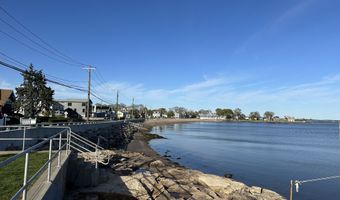 33 Sybil Ave, Branford, CT 06405