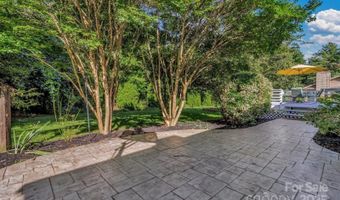 5 Fairway Dr, Arden, NC 28704