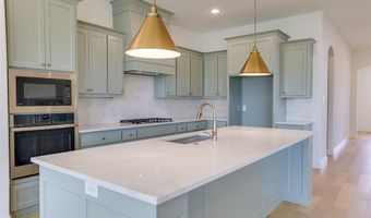 611 Hummingbird Dr, Aledo, TX 76008