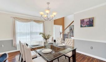 65 ANGELA Ln, York, PA 17402