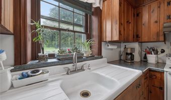 2307 Howertown Rd, Allen, PA 18067
