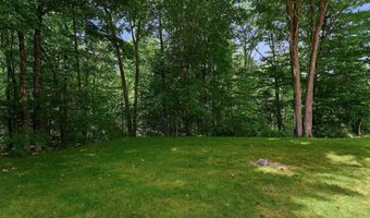 40 Lakewood Dr, Alton, NH 03810