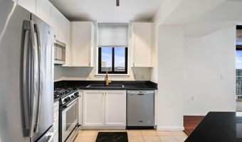 851 N GLEBE Rd 1011, Arlington, VA 22203