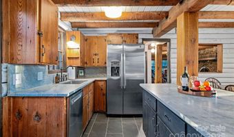 16 Decker Dr, Asheville, NC 28803