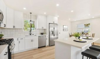 9484-86 La Cuesta Dr, La Mesa, CA 91941