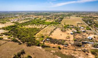 4246 Rakowitz Rd, Adkins, TX 78101