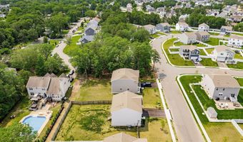 34 Phoebe Dr, Barnegat, NJ 08005