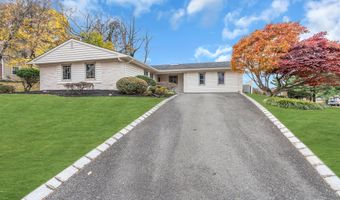 71 Irongate Ln, Aberdeen, NJ 07747