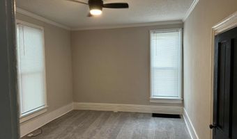 334 W 9th St, Auburn, IN 46706