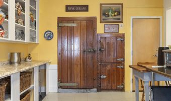 103 South St, Bath, ME 04530
