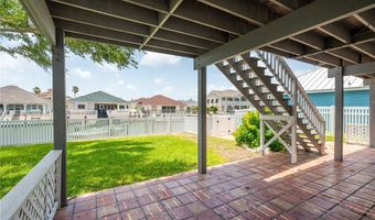 109 Tarpon Ct, Aransas Pass, TX 78336
