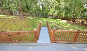 1620 MOUNTAIN OAK Dr, Anniston, AL 36206