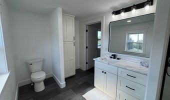 100 8th St, Adair, IA 50002