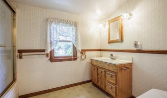 106 Mcclelland St, Albion, NY 14411