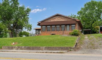 924 E Madison Ave, Athens, TN 37303
