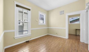 1220 Chestnut St, Alameda, CA 94501