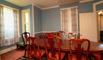 162 Monroe St, Alderson, WV 24910