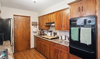 2239 Springfield Center Rd, Akron, OH 44312