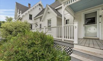 92 Cedar St, Belfast, ME 04915
