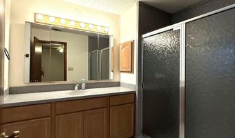 1012 W Castleberry Rd, Artesia, NM 88210