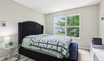 7045 Gavin Dr, Indianapolis, IN 46217