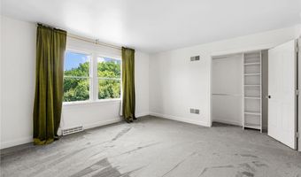 2230 Greenwood Rd, Allentown, PA 18103