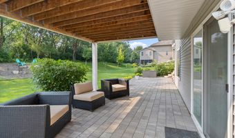 4313 Parkview Cir, Anoka, MN 55303