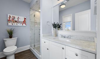 9 Beacon Hill Rd, Atlantic Highlands, NJ 07716