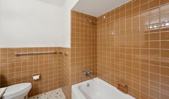 2010 Brampton Ct Ct, Ann Arbor, MI 48103
