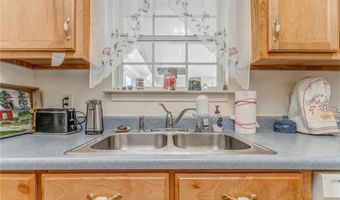 205 Shaw Rd SW, Adairsville, GA 30103