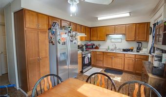3308 Fernwood Ave, Alton, IL 62002