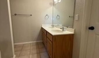 1210 SW Apache Dr, Bentonville, AR 72712
